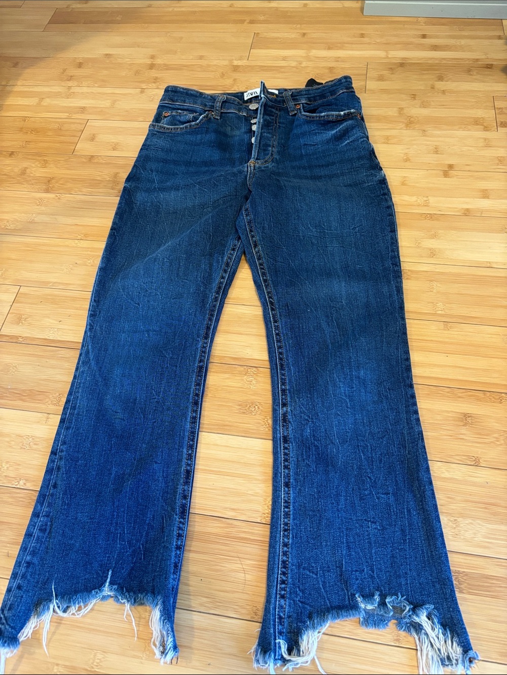 Zara Women’s Dark Blue Flare Jeans with Frayed Hem - size 6